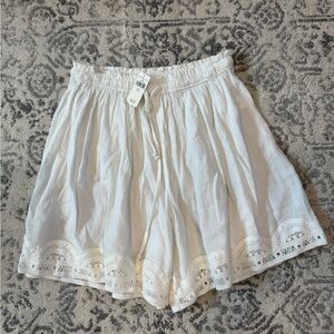 NWT Aerie White High Waist Lace Trim Women's Shorts